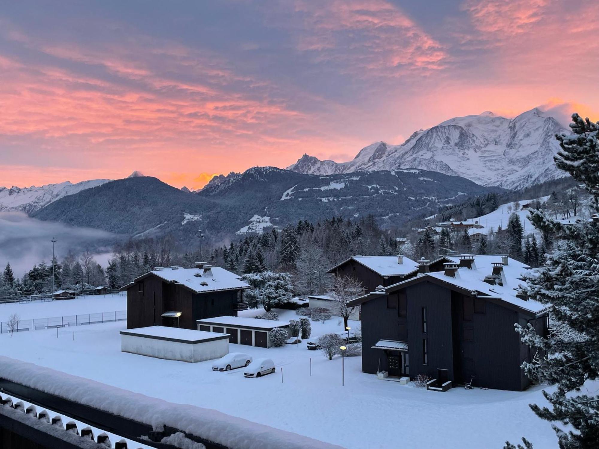 Hotel Les Granits Combloux Kültér fotó