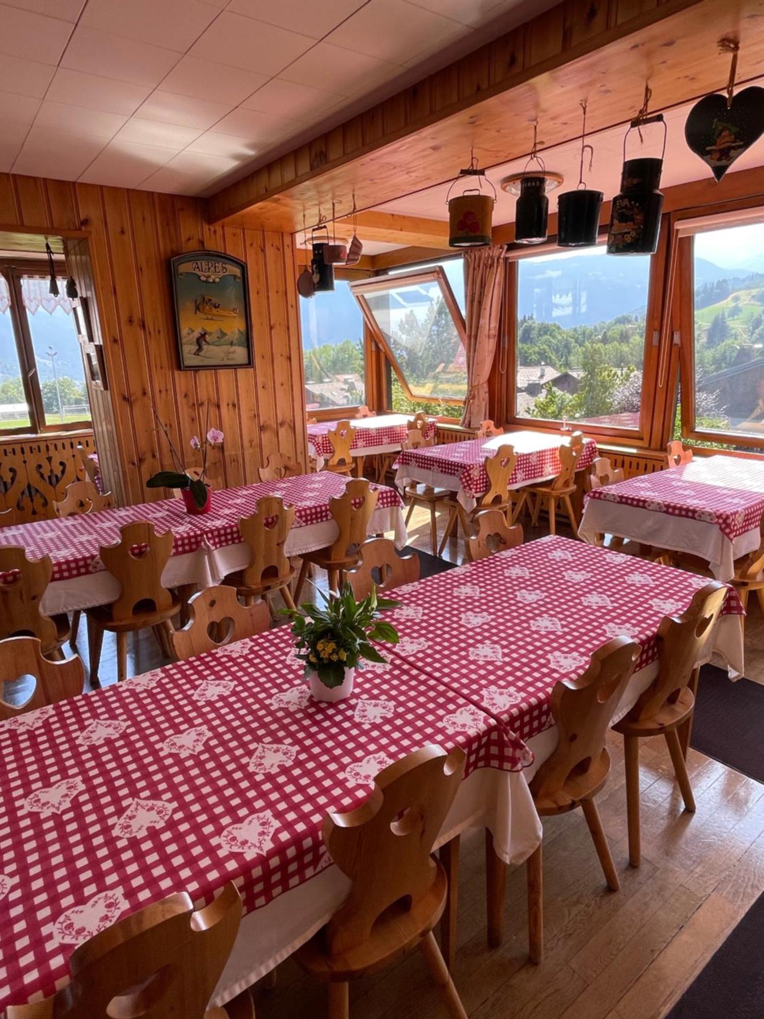 Hotel Les Granits Combloux Kültér fotó