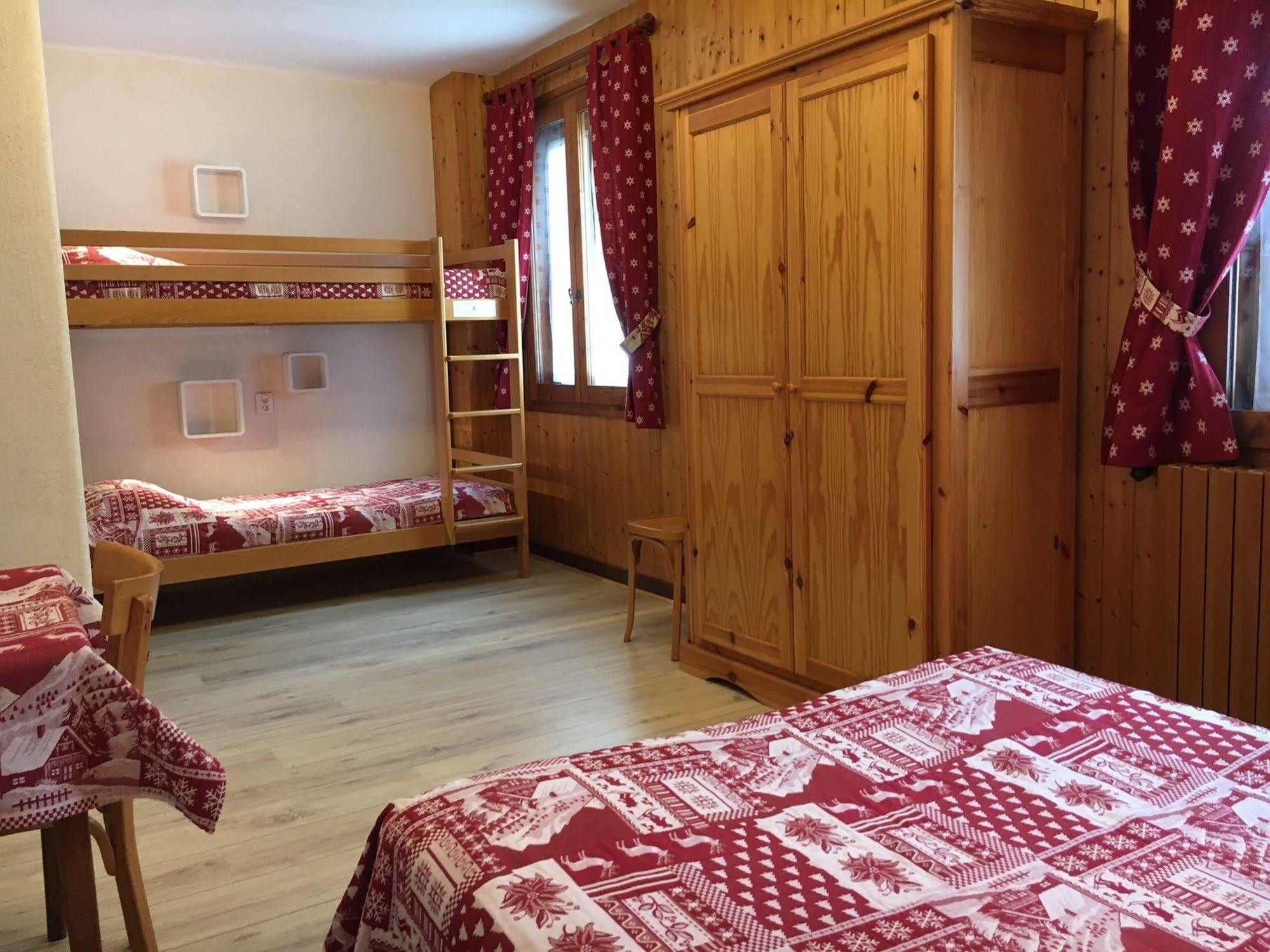 Hotel Les Granits Combloux Kültér fotó